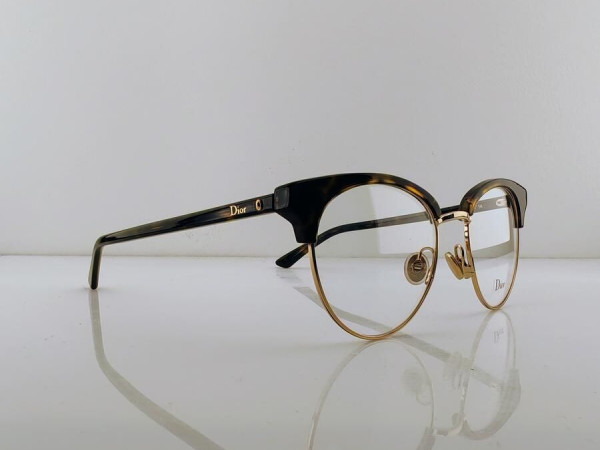 DIOR - Montaigne n&deg;58 QUM 50&curren;18