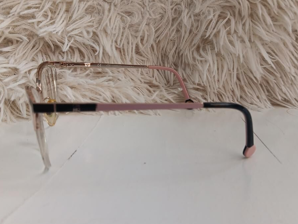 Caroline HERRERA - VHE155 COL0323 140