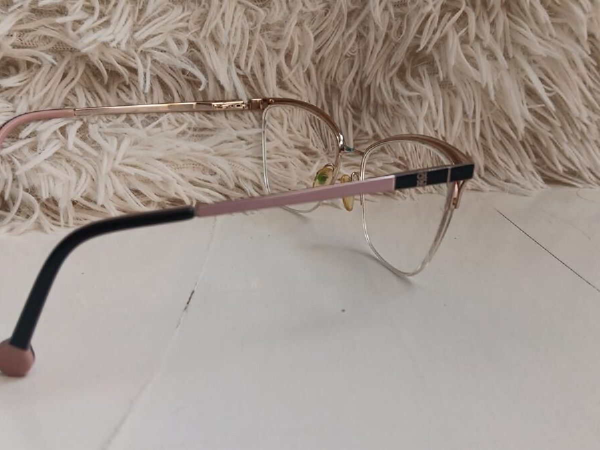 Caroline HERRERA - VHE155 COL0323 140