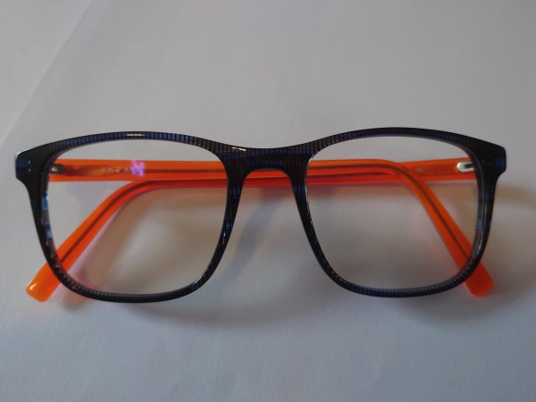 Confident Inface col.6024...