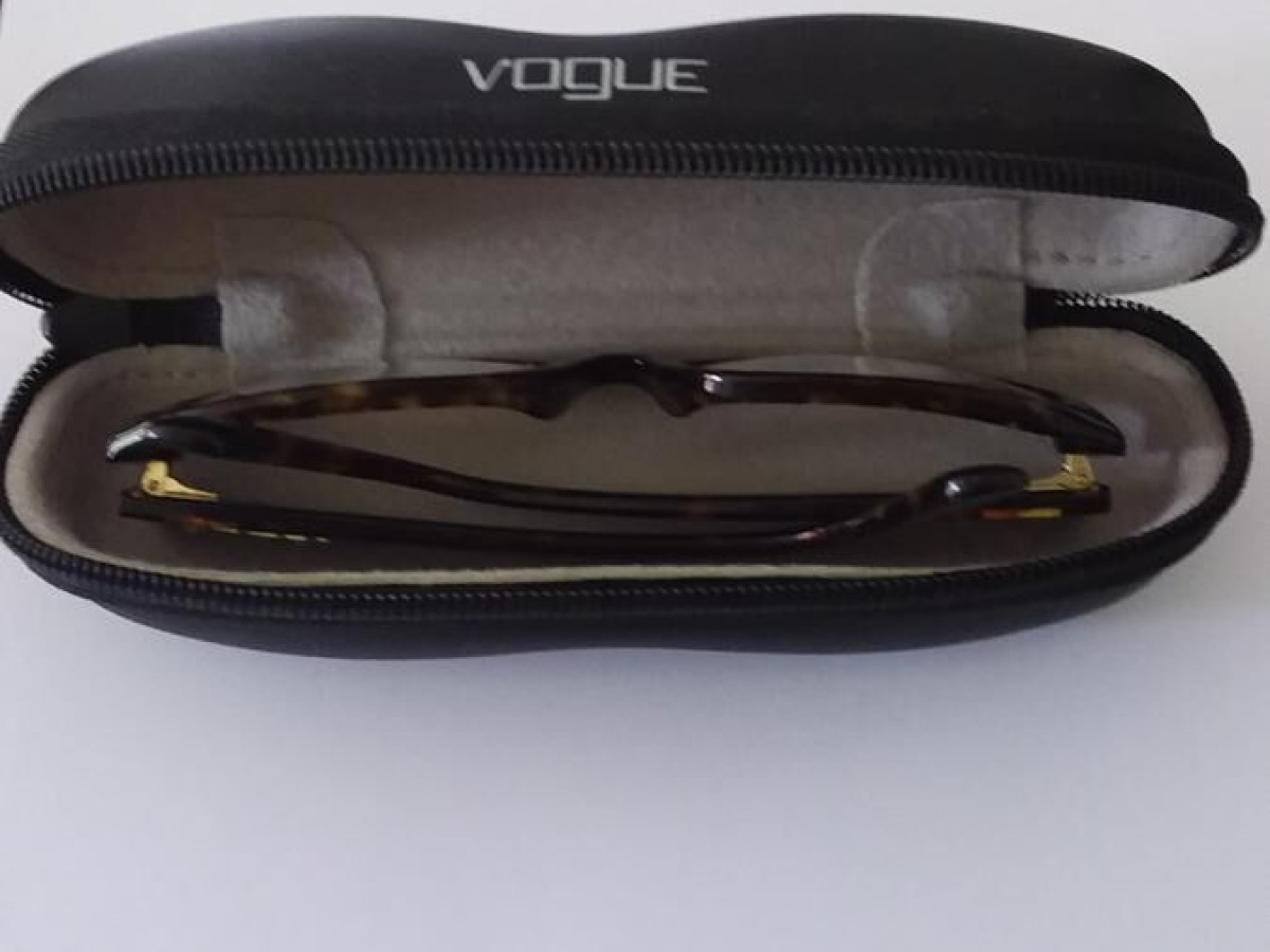 VOGUE - vo 2813.B W656 53¤17 135