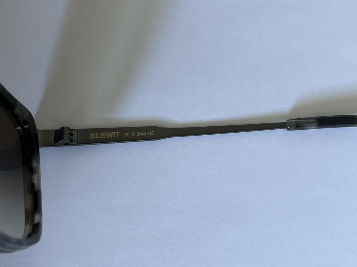 Robert La Roche - BLEWIT 57&curren;17