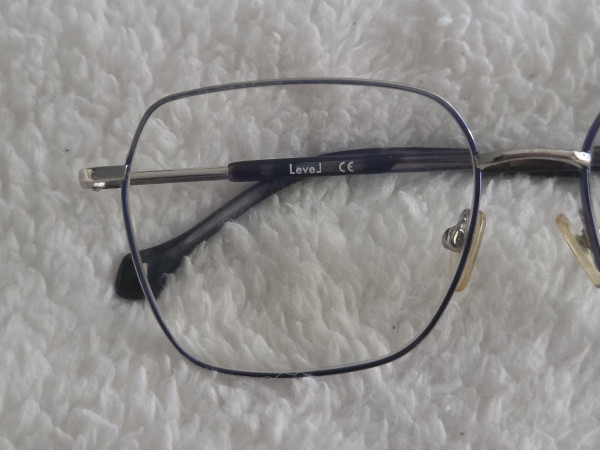 Level - LE2257 ARVI 54¤17 140