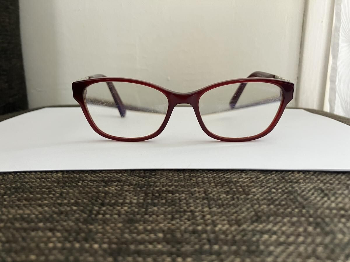 GUESS- GU 2382 BUR 53&curren;17 140