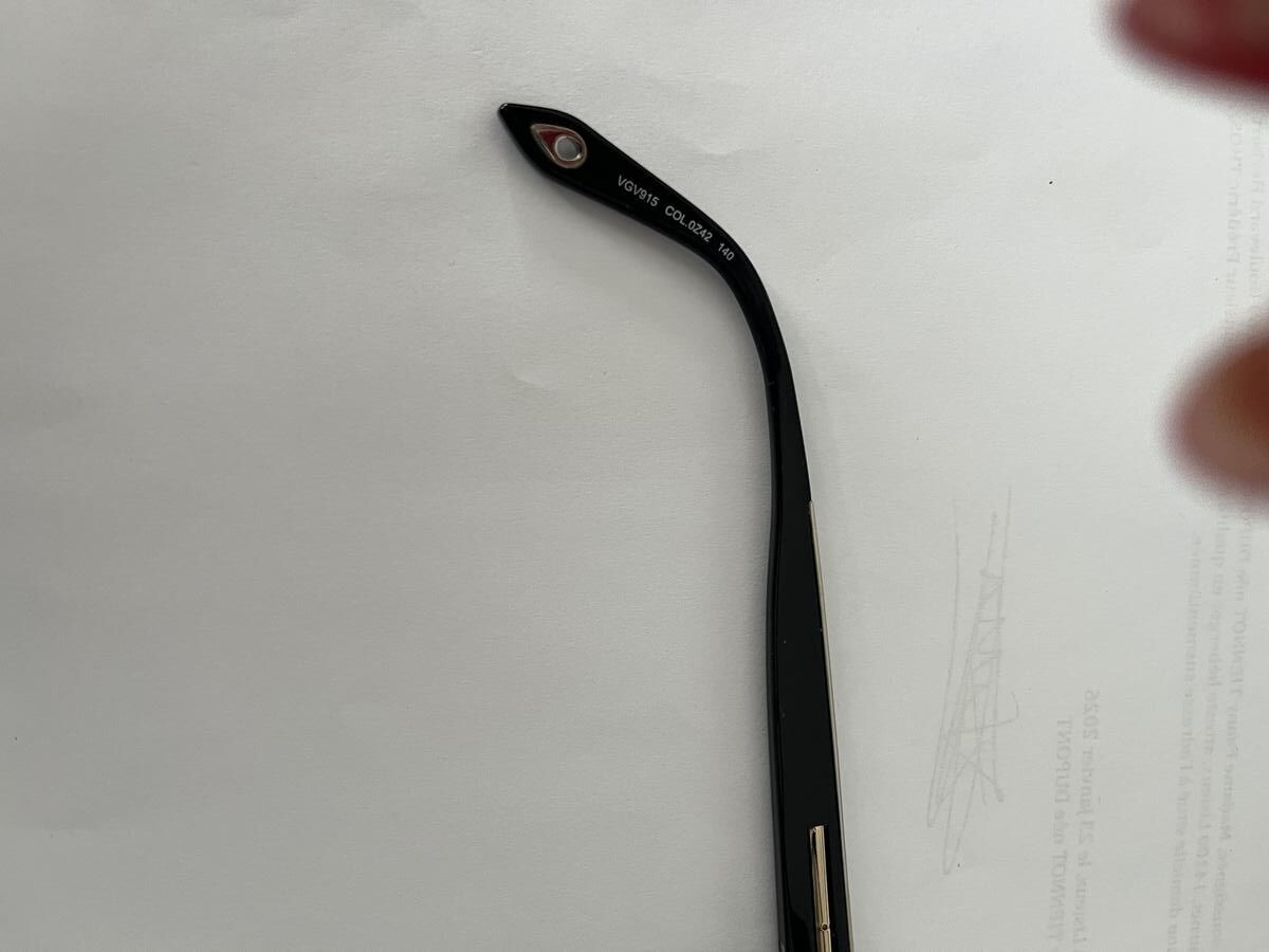 Givenchy - VGV915 53¤17