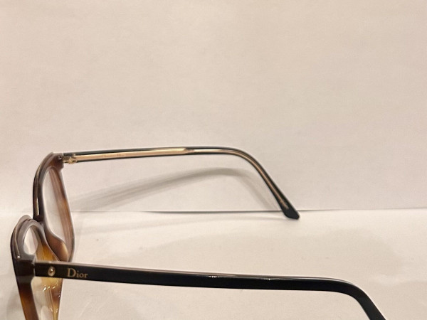 Dior - Montaigne N&deg;50