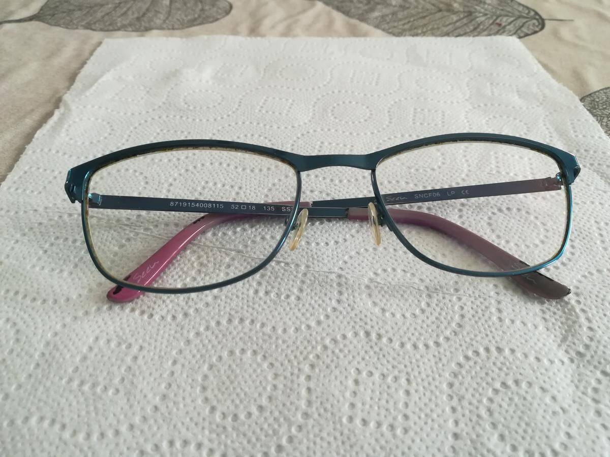 Alain Afflelou  - 8719154008115 52&curren;18