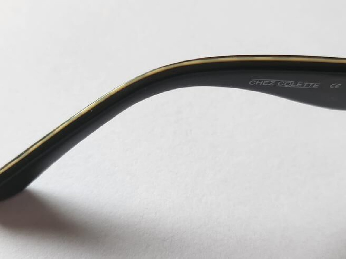 Chez Colette - 13590063700250&curren;18