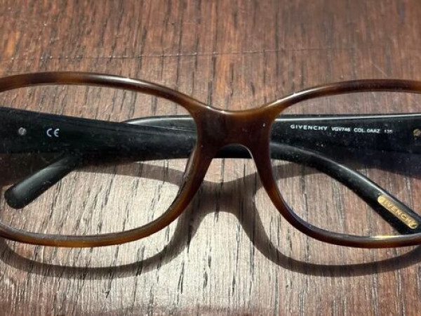 Givenchy - vgv 746 0aaz 53-16