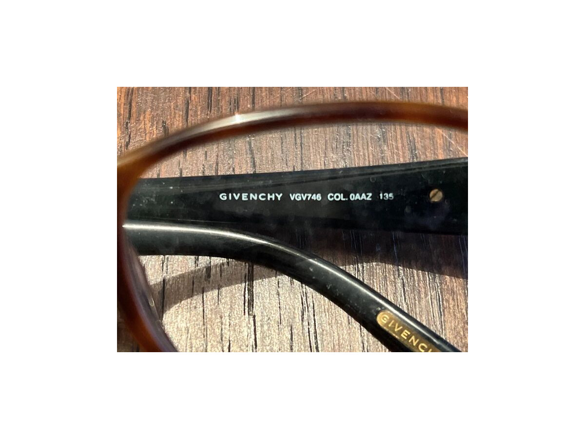 Givenchy - vgv 746 0aaz 53-16