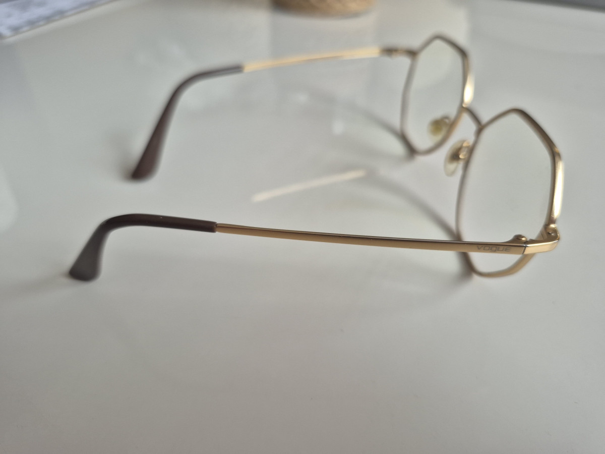 Vogue - Vo4094 52 18&curren;135