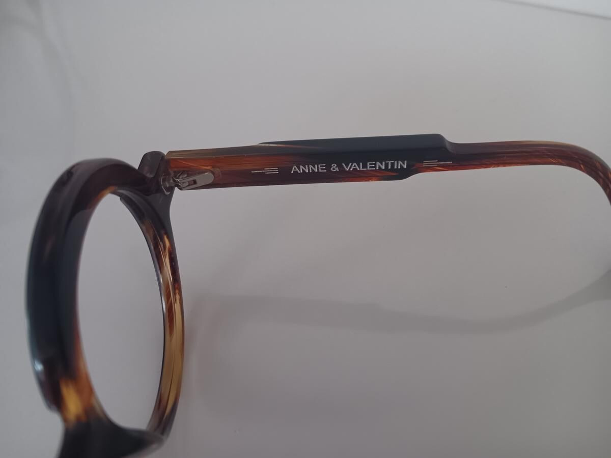 ANNE ET VALENTIN - NAZCA 9C01