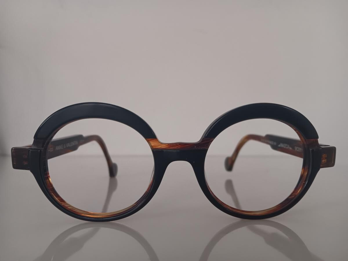 ANNE ET VALENTIN - NAZCA 9C01