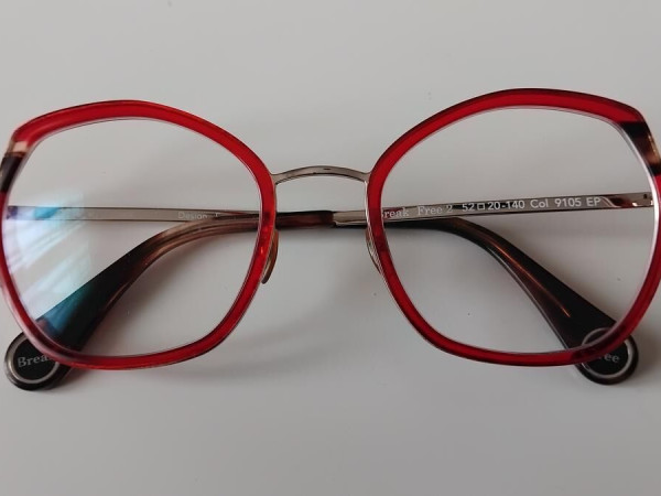 WOOW - Break free 2 52&curren;20...