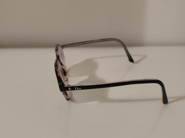 Dior - Montaigne n&deg;38