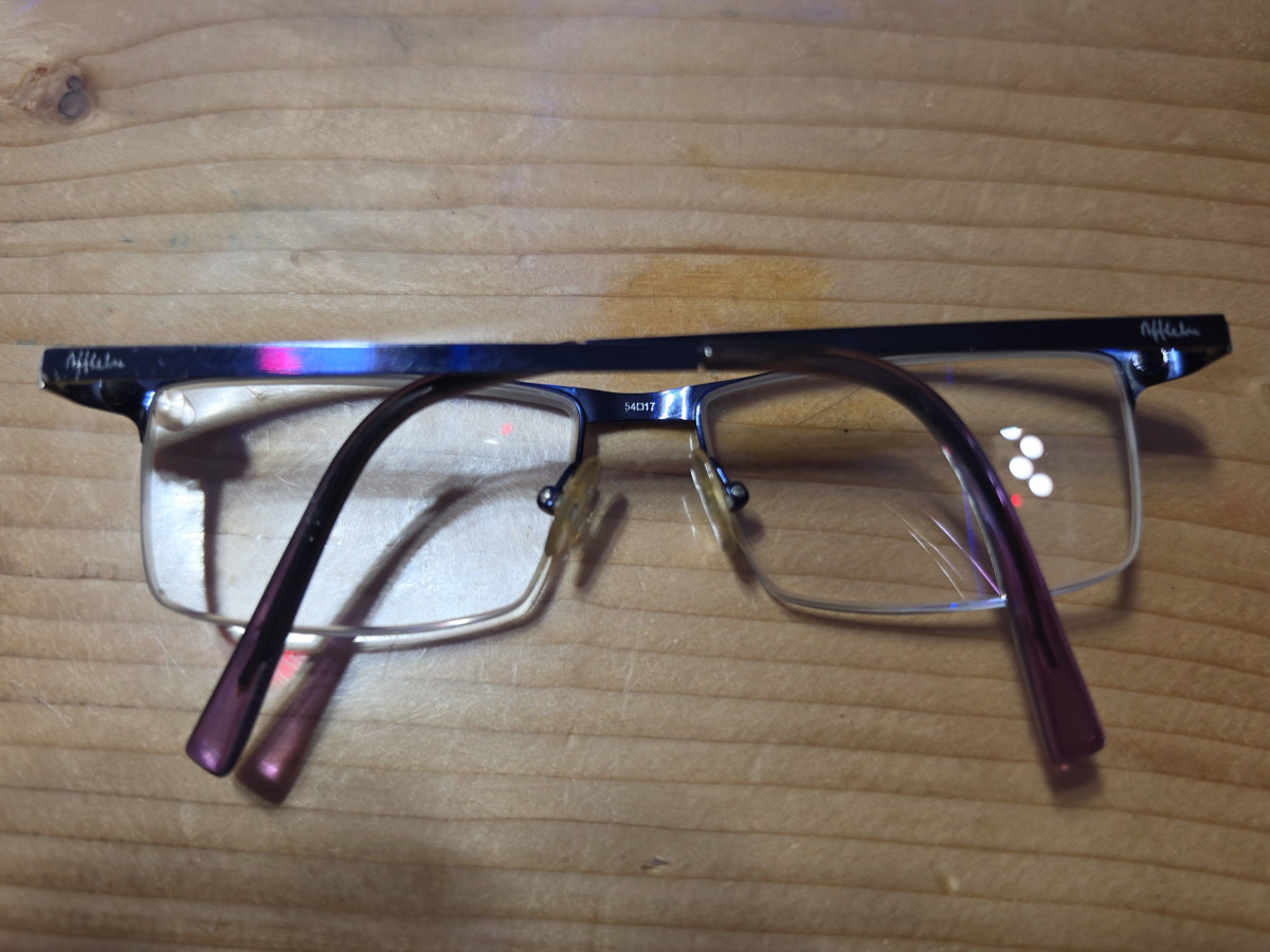 Alain Afflelou - PAUL 54&curren;17