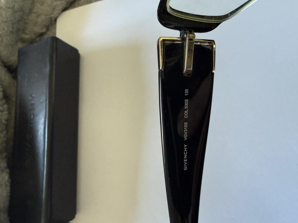 Givenchy -  VG315S COL530S