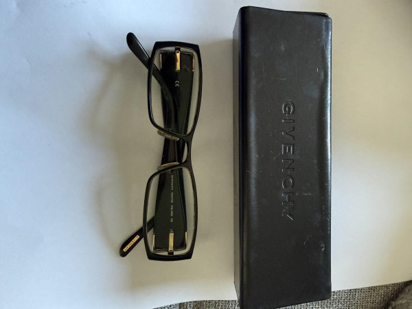 Givenchy - Givenchy VG315S COL530S