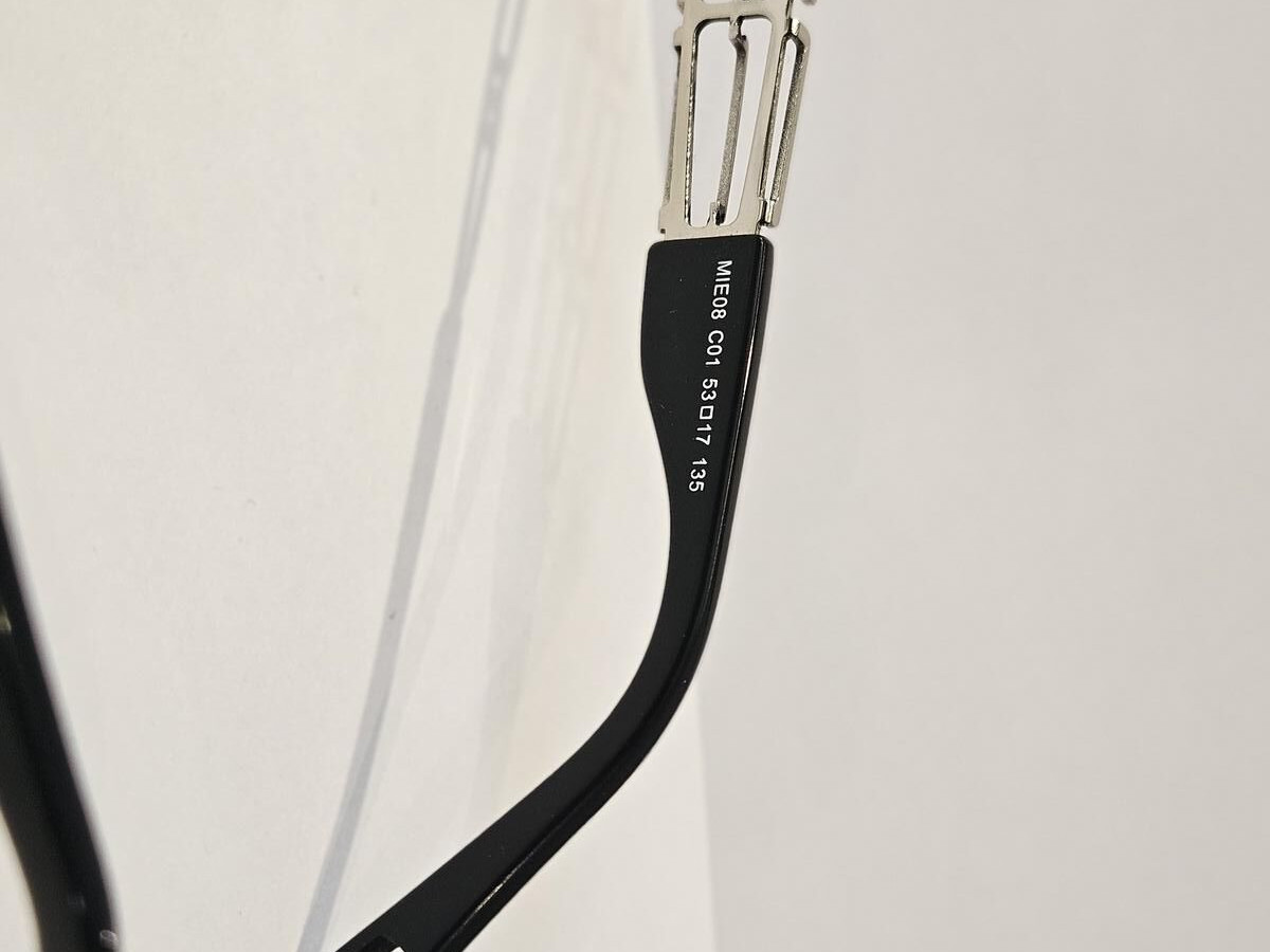 Mies - MIE08 C01 53&curren;17