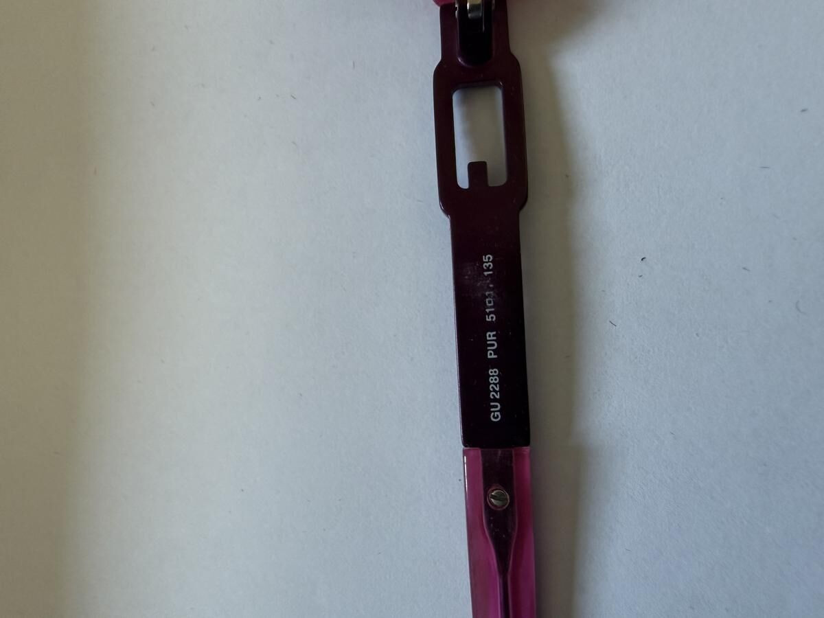 Guess - Tu 2288 PUR  51&curren;17