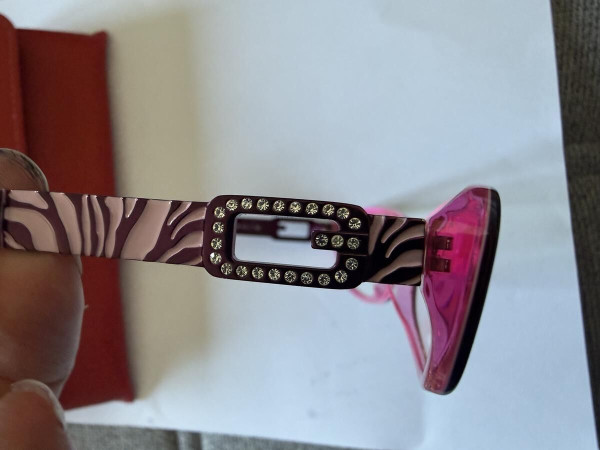 Guess - Tu 2288 PUR  51&curren;17