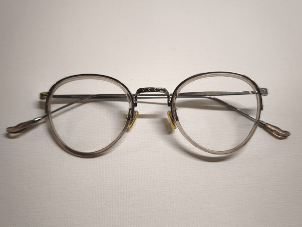 French r&eacute;tro  - C2 46-24