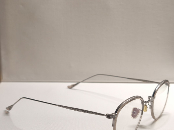 French r&eacute;tro  - C2 46-24