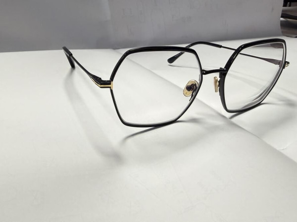TOM FORD - TF6050-B 001 56¤17 140