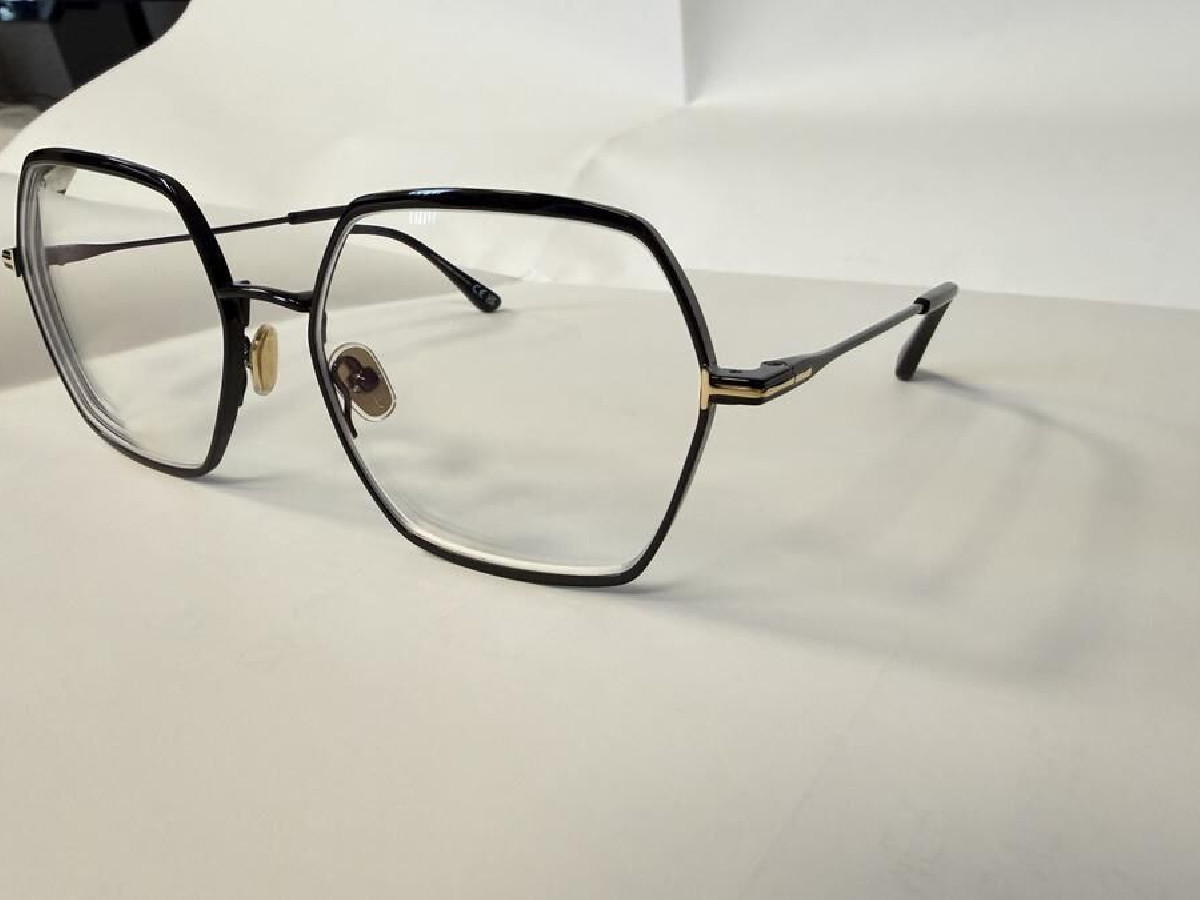 TOM FORD - TF6050-B 001 56¤17 140