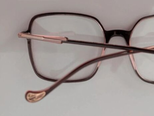 Caroline abram  - claudya