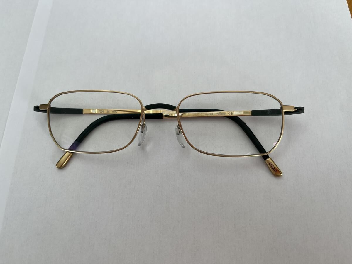 Silhouette  - 7566206052 52&curren;18