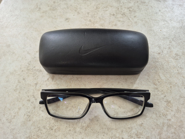 Nike - NIKE7103 001 52*15 140