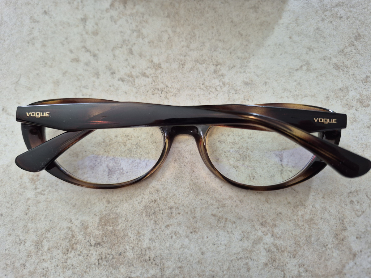 Vogue - VO2989 W656 52*18 135