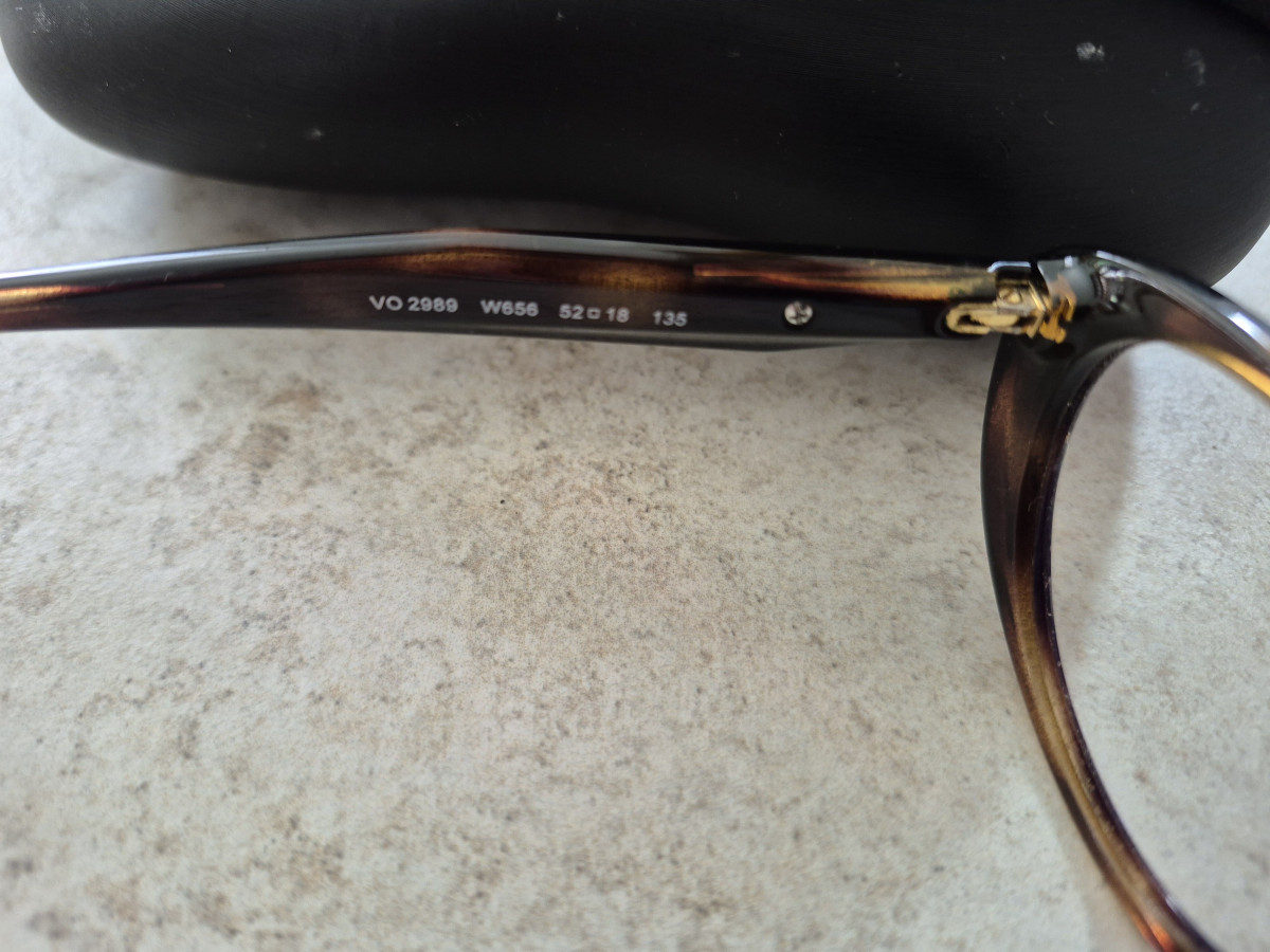 Vogue - VO2989 W656 52*18 135