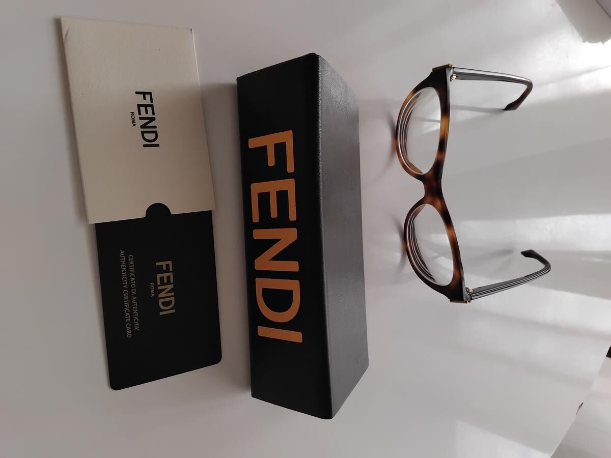 Fendi - FE50101l 053 53 17 140 B