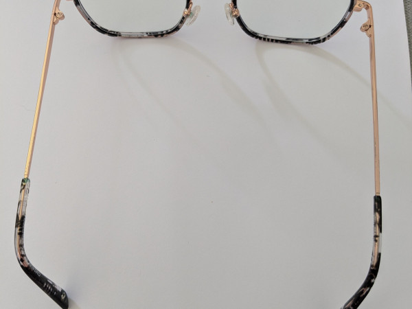 Cosmopolitan  - CM2408 BLACK 50 20/140 0224