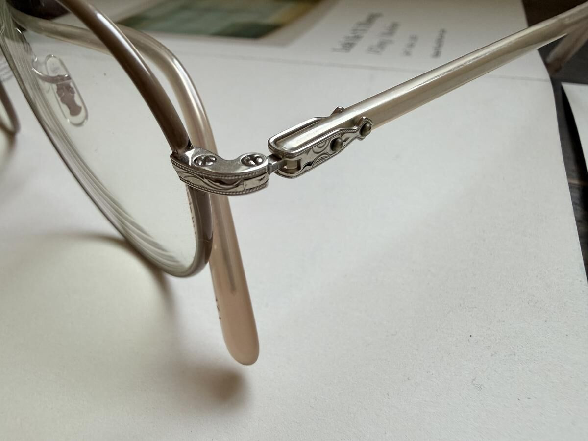 Eyevan - E-0504 4,3x4,6cm&curren;2cm