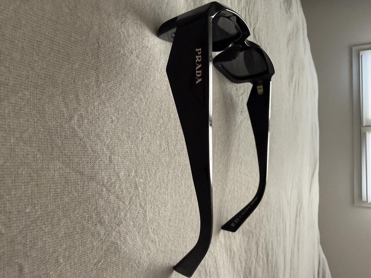 Prada - SFR 27Z 54021 16K-08Z 145 3N