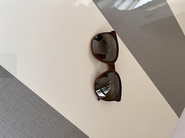 Vuarnet - Pouilloux France  6 cm &curren;