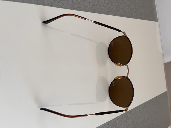 Giorgio Armani  - 627 721 large 140  5&curren;