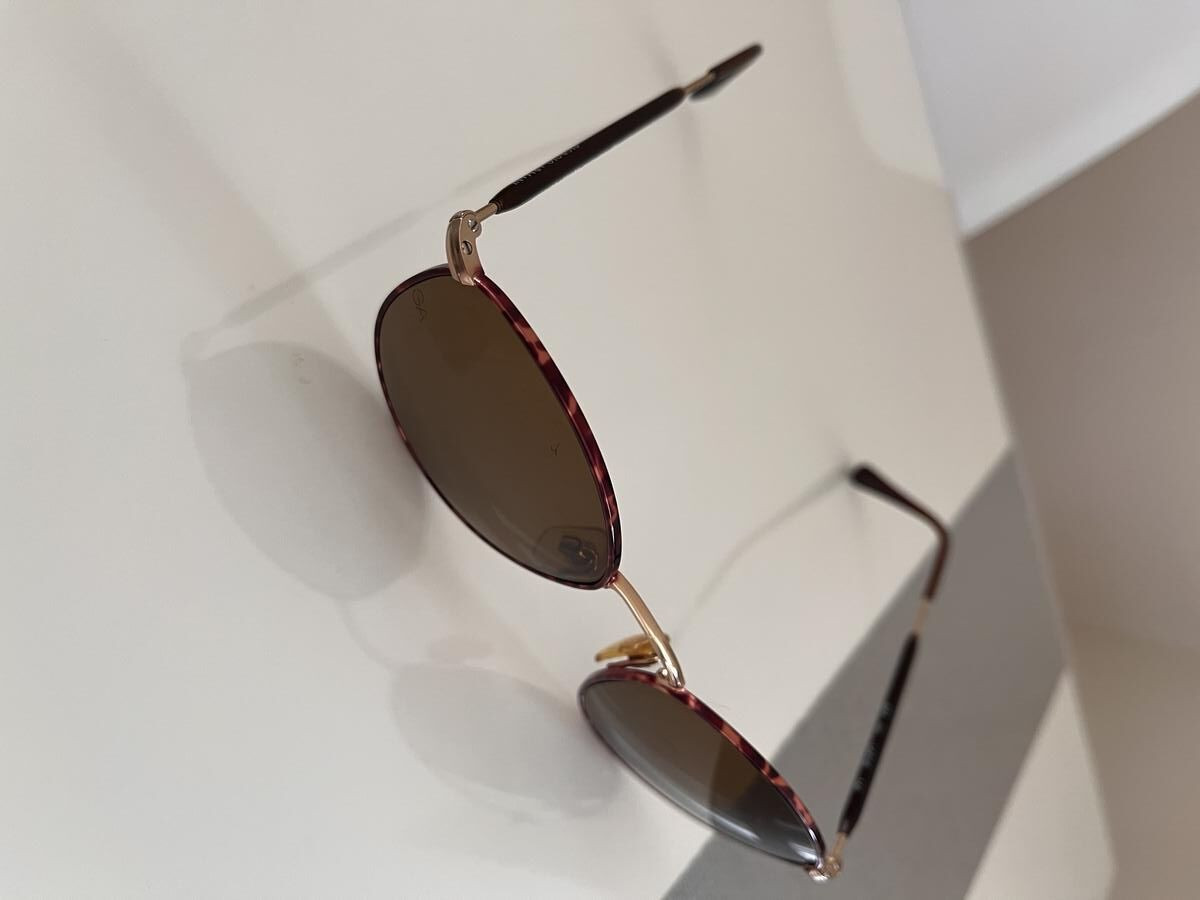 Giorgio Armani  - 627 721 large 140  5&curren;