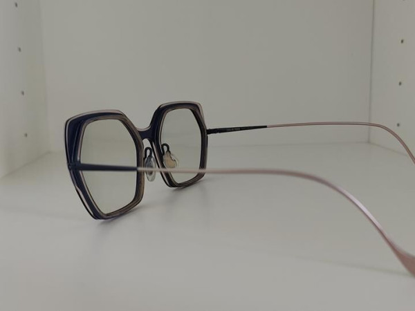 Caroline Abram - DALIA 664 N9