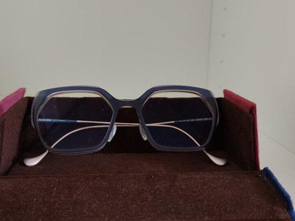 Caroline Abram - DALIA 664 N9