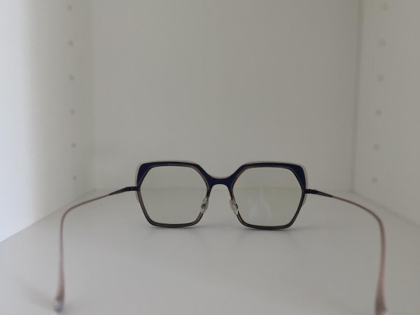 Caroline Abram - DALIA 664 N9