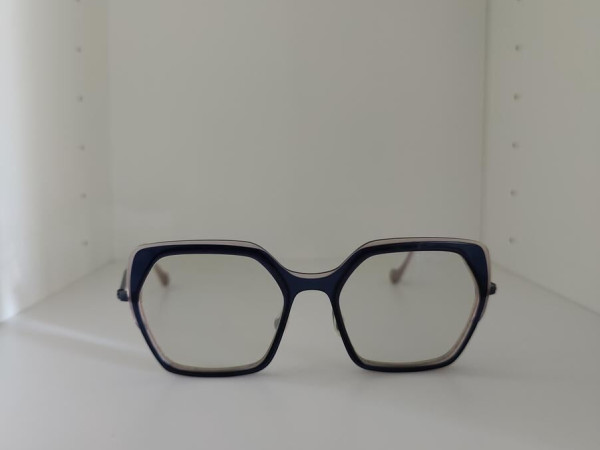 Caroline Abram - DALIA 664 N9