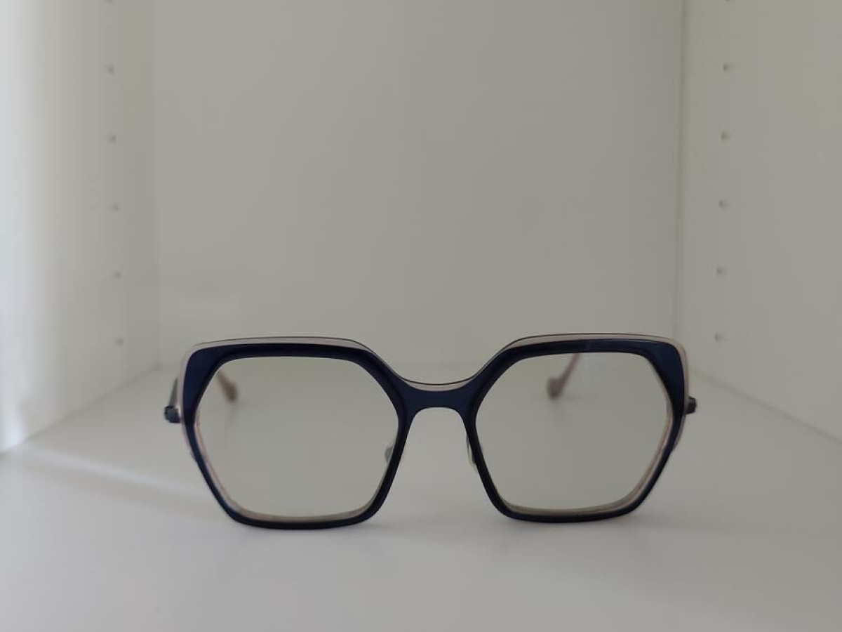 Caroline Abram - DALIA 664 N9