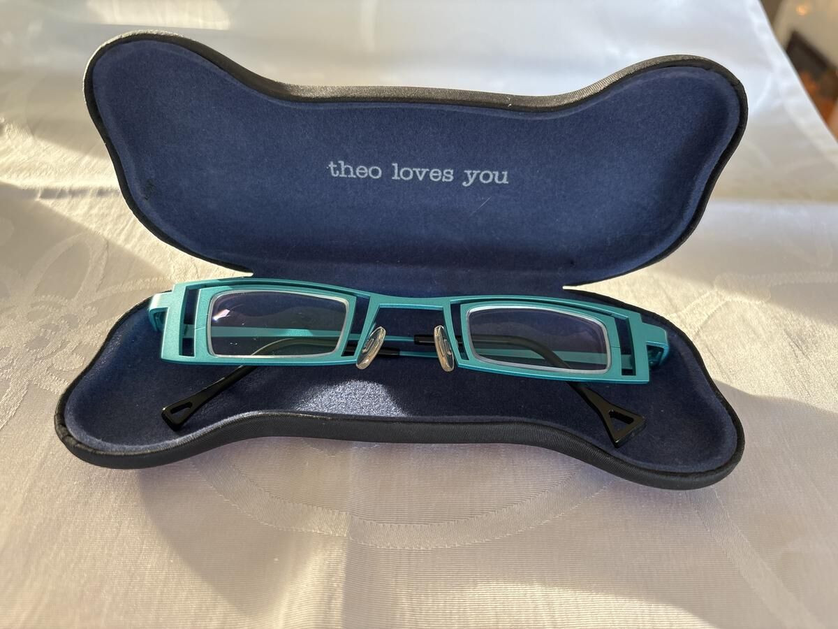 Eye witness  Th&eacute;o  - 39