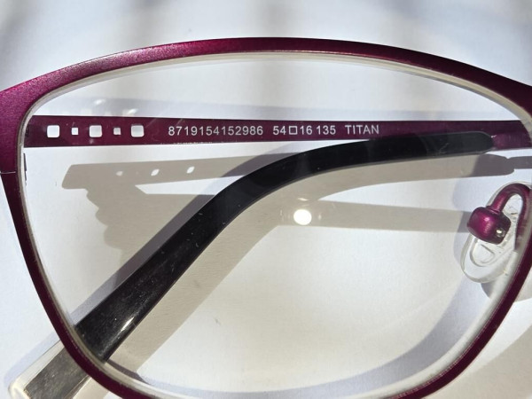 5th avenue - 8719154152986 54 016 135 53&curren;17