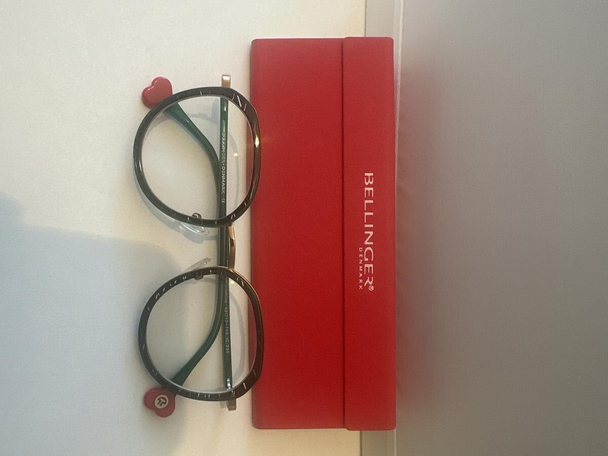 BELLINGER - LOVE Friendships 48&bull;19 - LOVE Frienships 48&curren;19