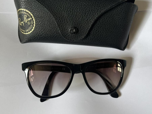 Ray-Ban - RB4184 601/32...